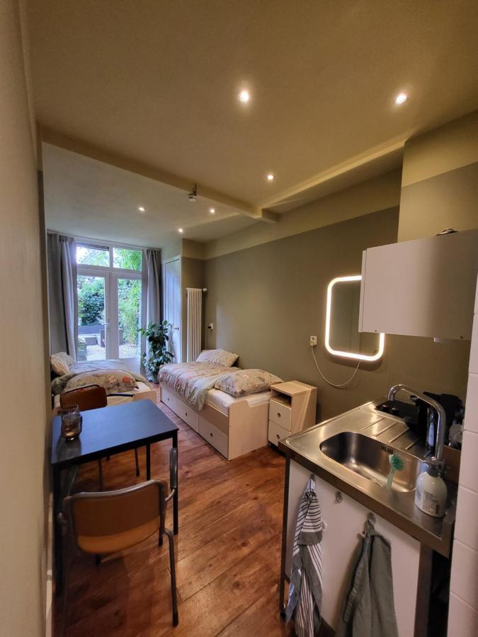 フローニンゲン De Doorgang Bed & Breakfast エクステリア 写真